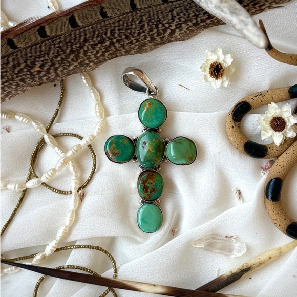 Native American Navajo Turquoise Stone  Sterling Silver Cross Pendant - Picture 4 of 9